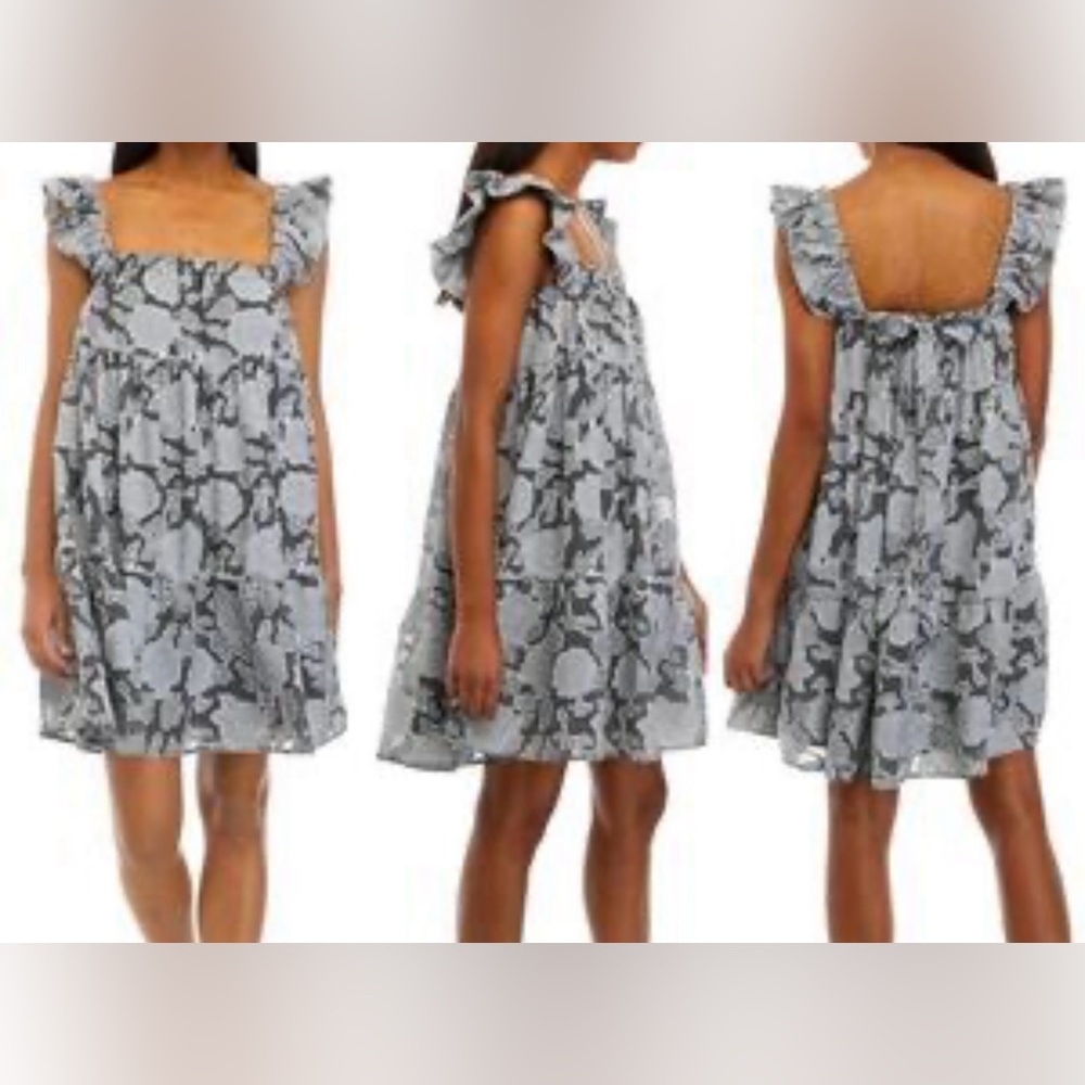 Crown & Ivy Women's Tiered Burnout Romantic Swing Dress Neutral Floral Medium